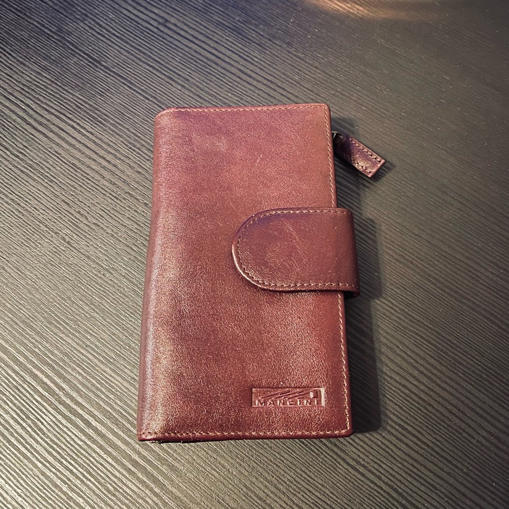 Mancini leather wallet 💰